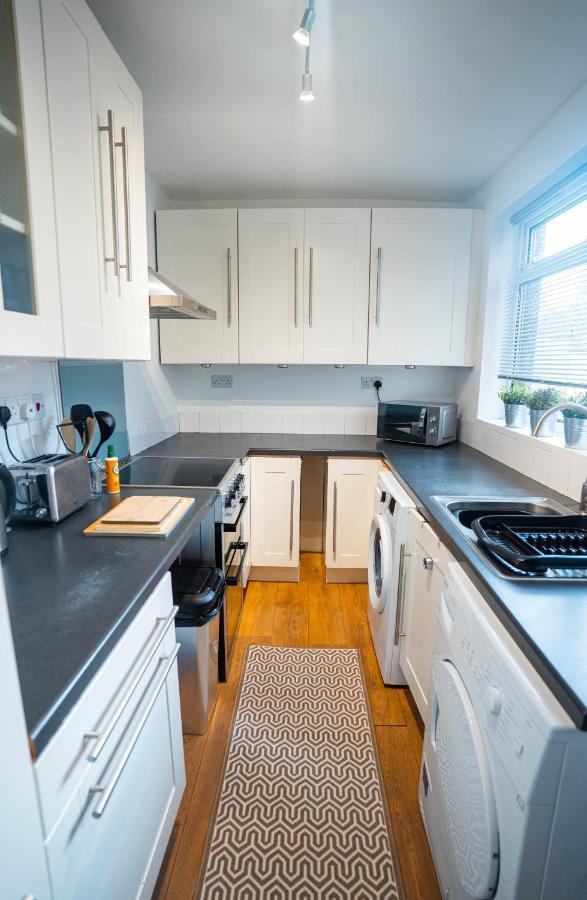 Well Equipped Home In Nuneaton Sleeps5 Free Parking Good Amenites Wifi Contractors - Insurance Companies - Relocation Agents מראה חיצוני תמונה